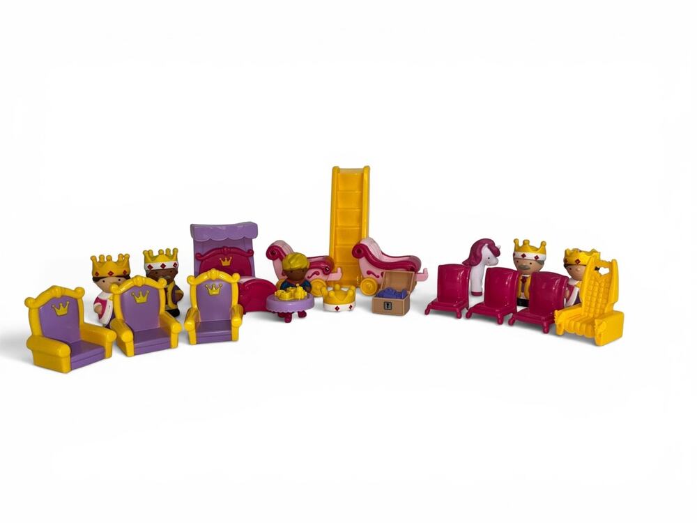 PlayGo Royal Castle Figures Horse Carriages Furniture King Queen Prince Lot